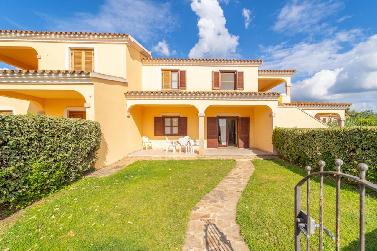 Iss Travel, Ambra Apartments - 800 M From La Cinta Beach San Teodoro (Sardinia) Exterior foto